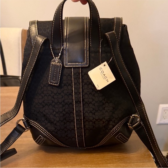 Coach Very Rare NWT Vintage Soho Signature Small Backpack - Picture 2 of 6